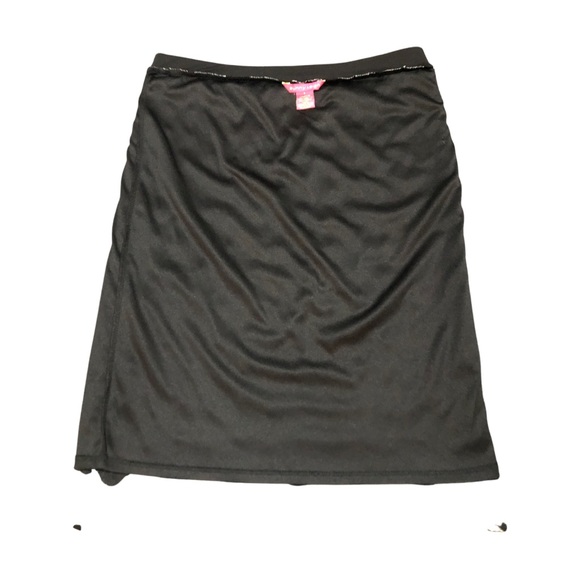 Sunny Leigh Small form fitted ladies black & white zig zag patterned 23” skirt. - Picture 3 of 6